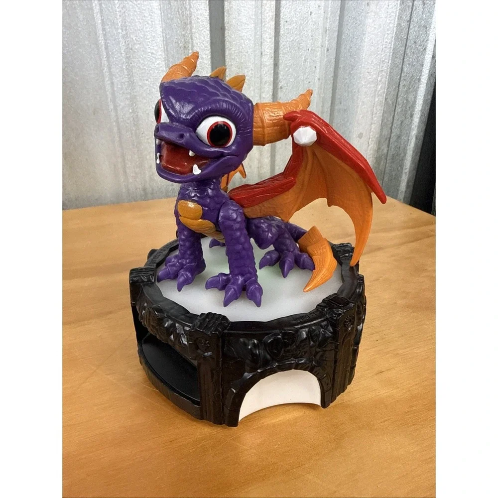 Skylanders Spyro Alarm Clock Figure 6